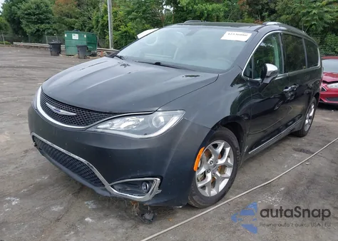 2018 Chrysler Pacifica Limited z USA, uszkodzony, nr VIN 2C4RC1GG4JR252090